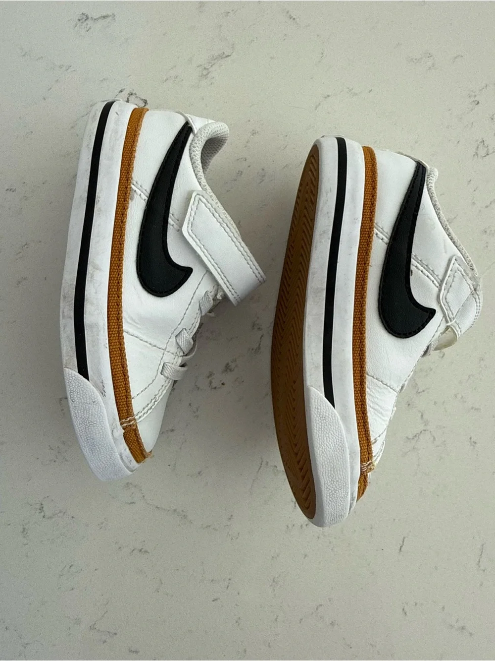 Nike Kids White and Brown Low-Top Sneakers with Velcro